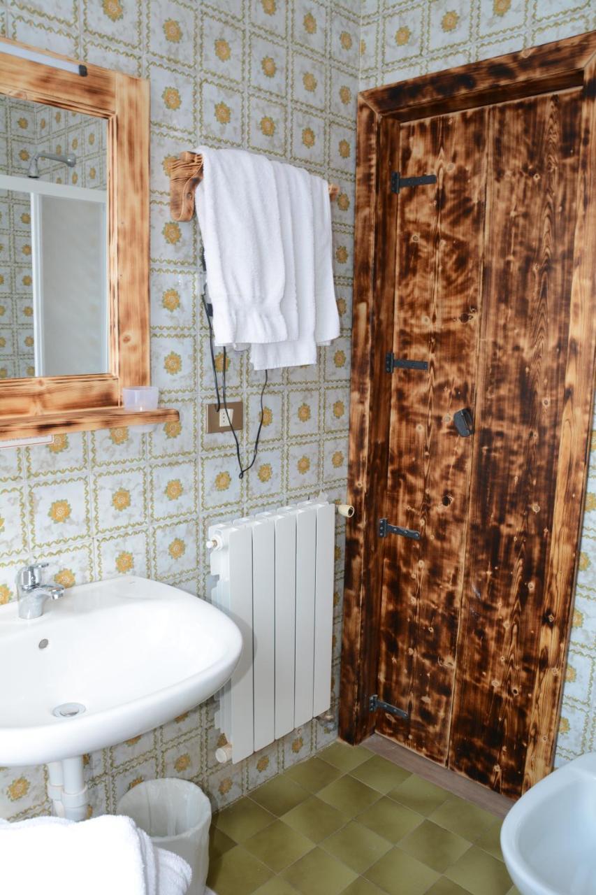 Albergo Roncone Kültér fotó